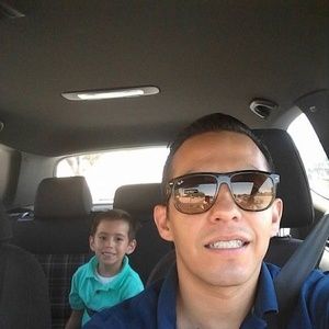 Meet your Posher, Hugo